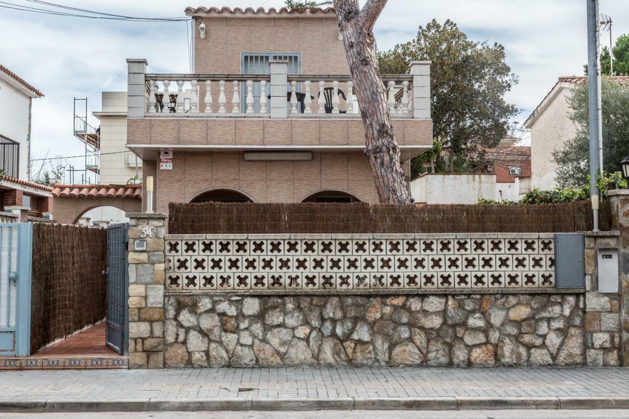 カステルデフェルス Casa Samaraヴィラ エクステリア 写真