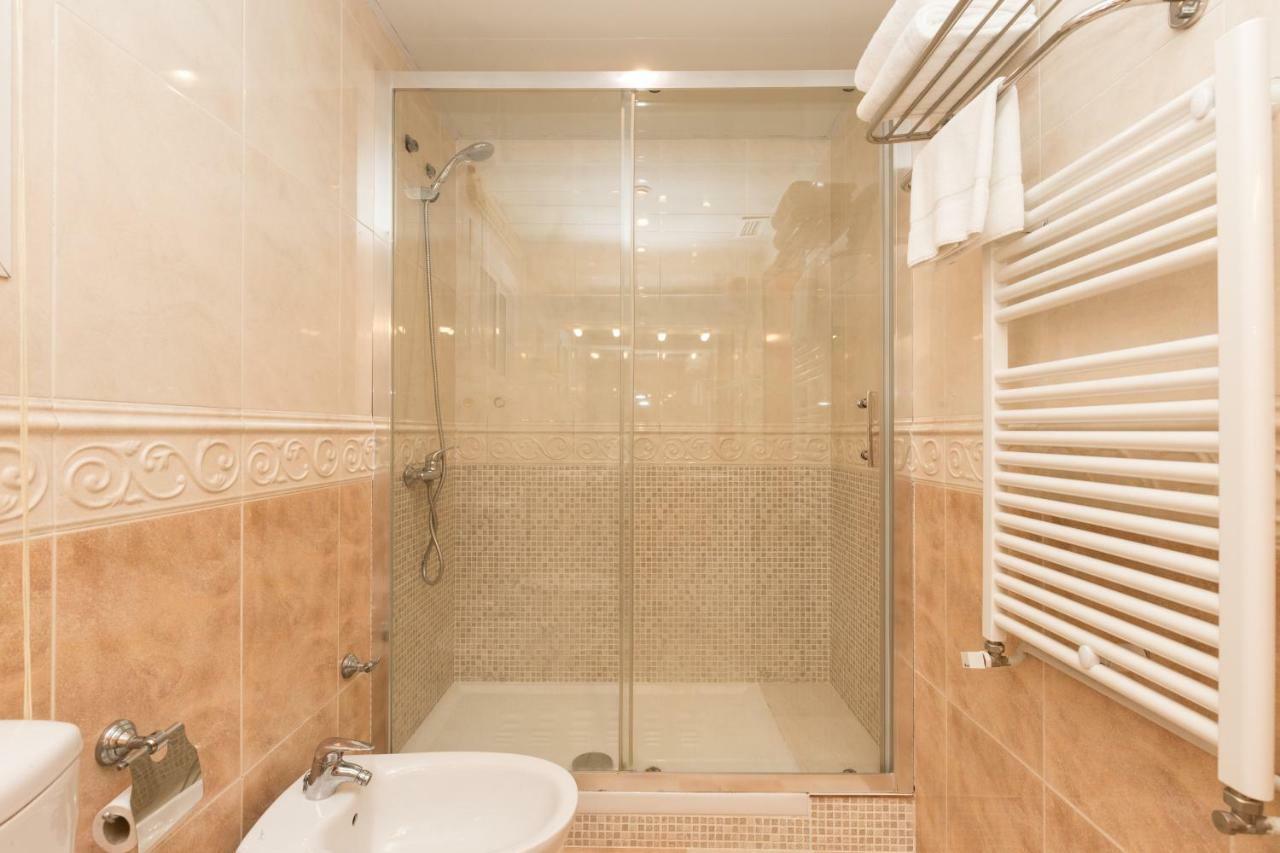カステルデフェルス Casa Samaraヴィラ エクステリア 写真